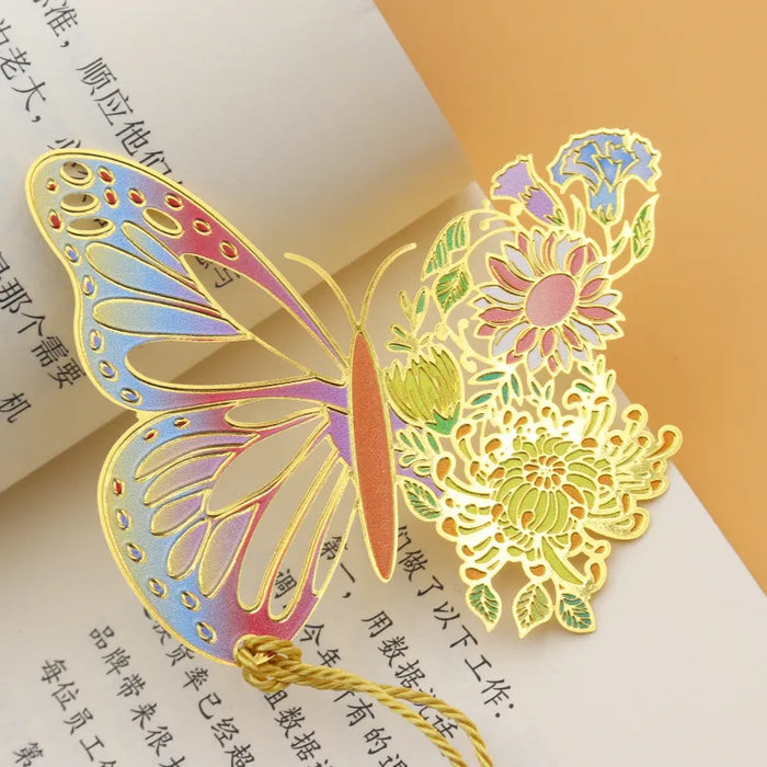Marcapáginas de metal con forma de mariposa