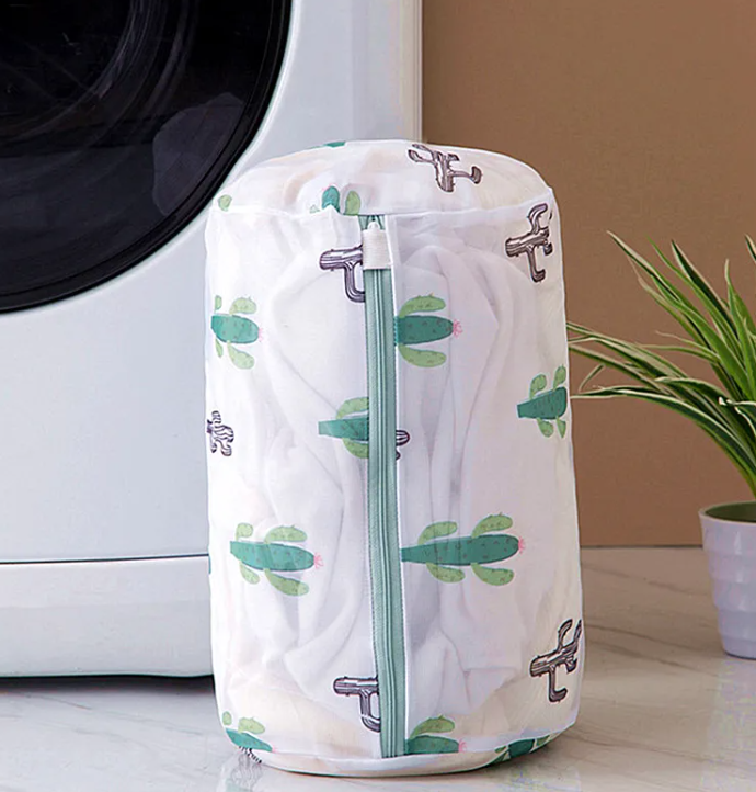 Zipped Mesh Laundry Bags