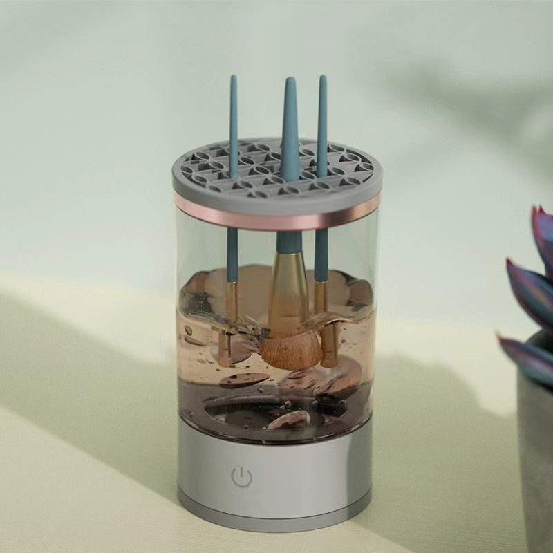 Limpiador eléctrico de brochas de maquillaje — Blanco